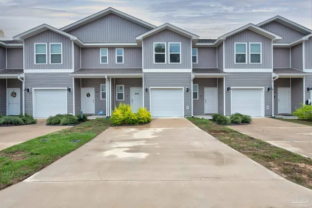 $1,950 | 6316 Grove Park Drive, Pensacola, FL 32504