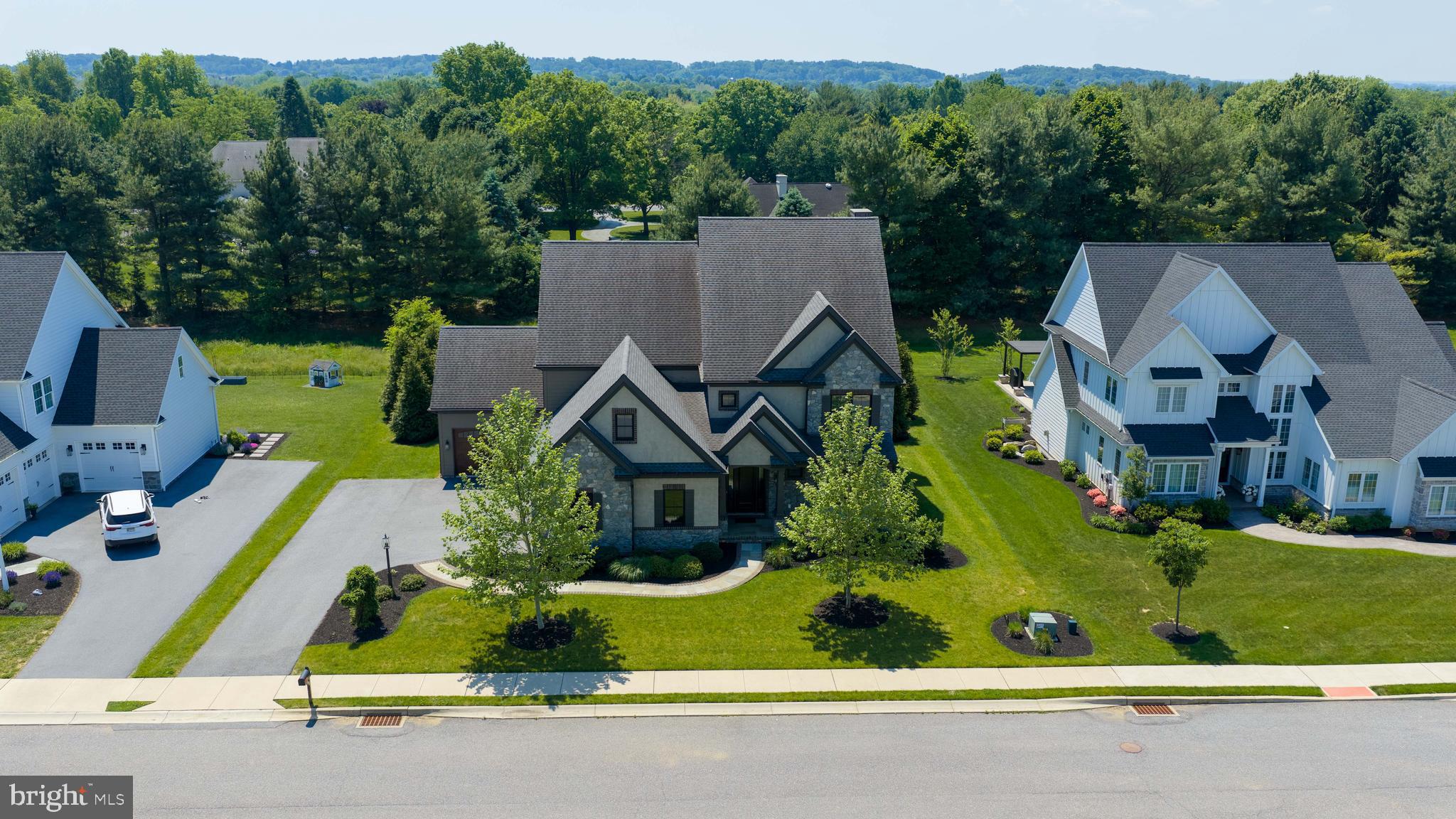 428 Southampton Drive Lititz, PA 17543 - Photo 9 of 60
