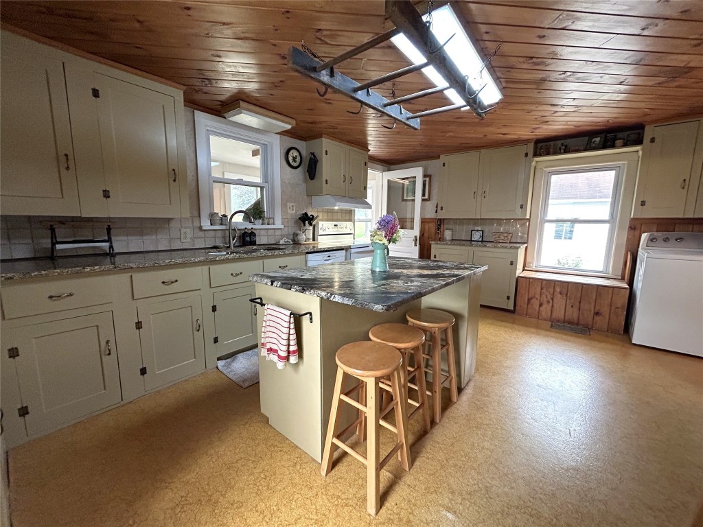 329 Port Road Binghamton, NY 13901 - Photo 14 of 50 Gallery Image 14