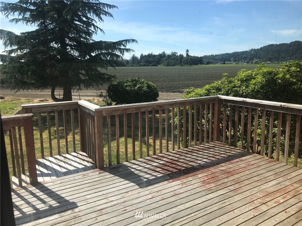 8680 Collins Road Sedro-Woolley, WA 98284 - Photo 12 of 21 Gallery Image 12