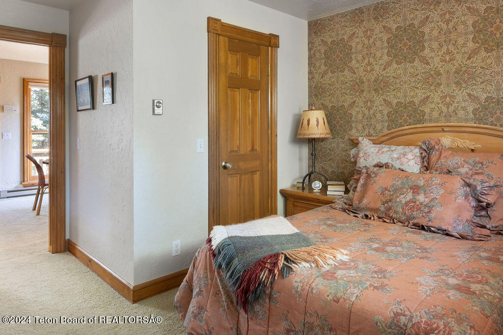 555 Sandhill Crane Road Wilson, WY 83014 - Photo 23 of 41 krafty_photos_555_sandhill_crane-22