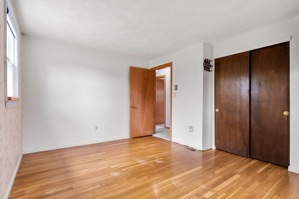 37 Tower Farm Road Billerica, MA 01821 - Photo 11 of 28 Gallery Image 11