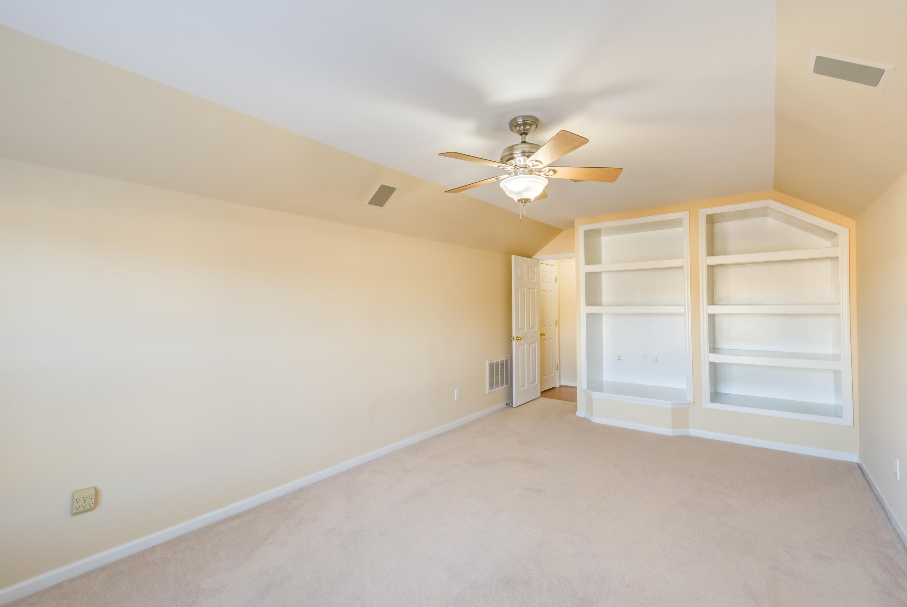 723 Bent Hickory Road Charleston, SC 29414 - Photo 26 of 32 723 Bent Hickory Rd-28