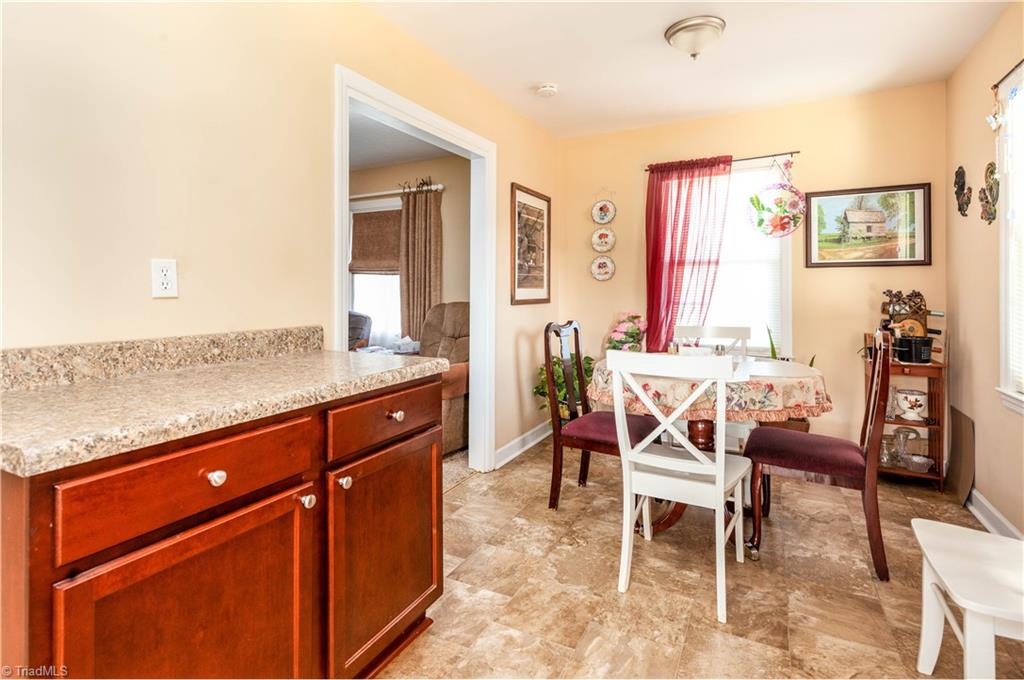 1530 East Fairfield Road High Point, NC 27263 - Photo 6 of 21 Gallery Image 6