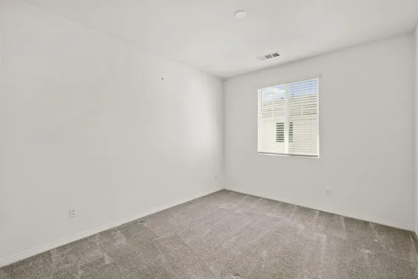 $480,000 | 16650 Wyndham Lane, Unit 4, Fontana, CA 92336