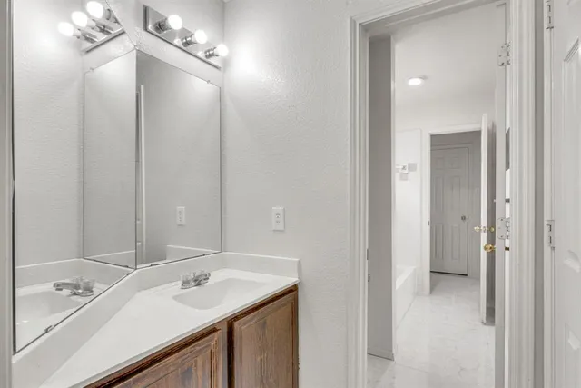 $530,000 | 2328 Meredith Lane, Garland, TX 75042