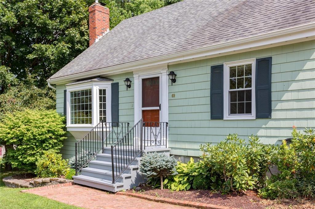 69 Caron Street Portland, ME 04103 - Photo 2 of 31 Photo
