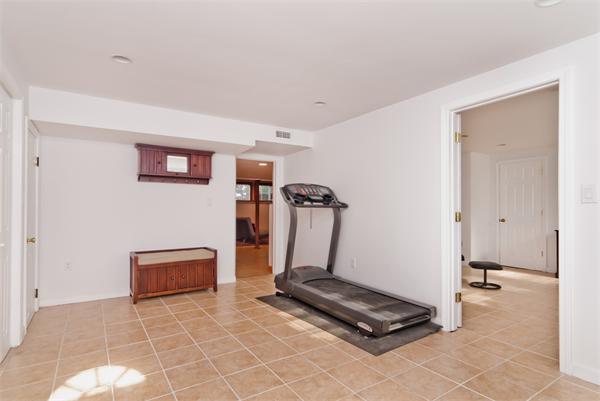 75 Esty Farm Road Newton, MA 02459 - Photo 18 of 22