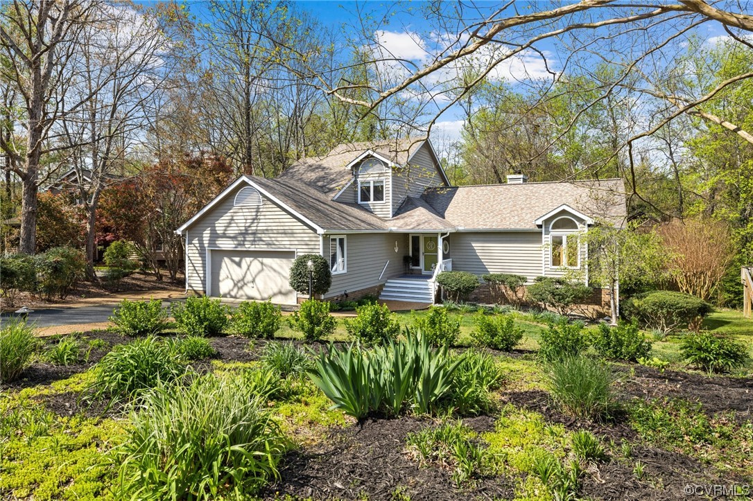 5820 Spinnaker Cove Road Midlothian, VA 23112 - Photo 2 of 33 Gallery Image 2