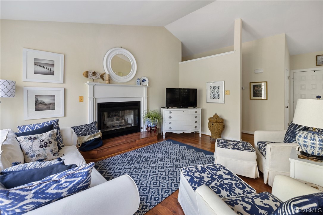 5820 Spinnaker Cove Road Midlothian, VA 23112 - Photo 6 of 33 Gallery Image 6