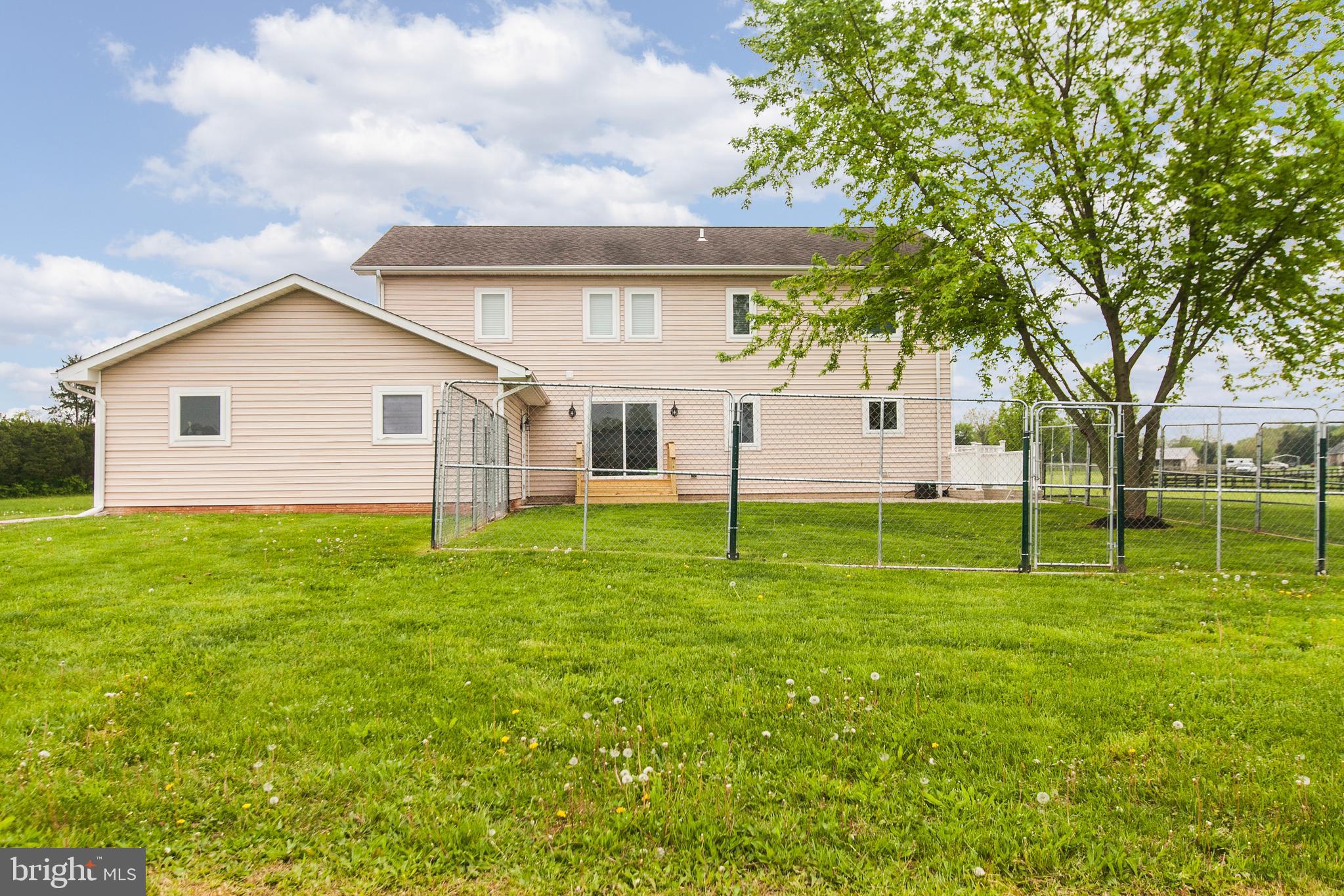 5060 Walnut Grove Road Taneytown, MD 21787 - Photo 12 of 54 Back