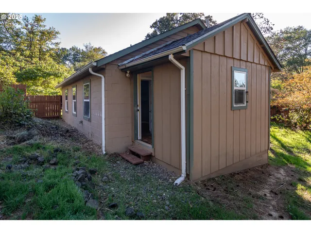 $214,000 | 839 Union Gap Loop, Oakland, OR 97462