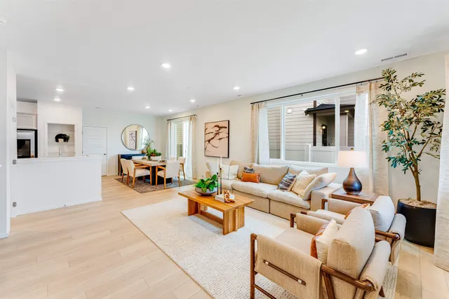 $389,950 | 24862 East Coopers Hawk Lane, Liberty Lake, WA 99019