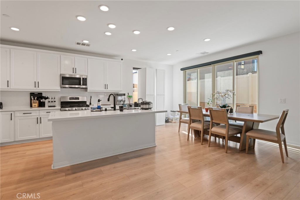 362 Rosa Street Rialto, CA 92376 - Photo 9 of 52