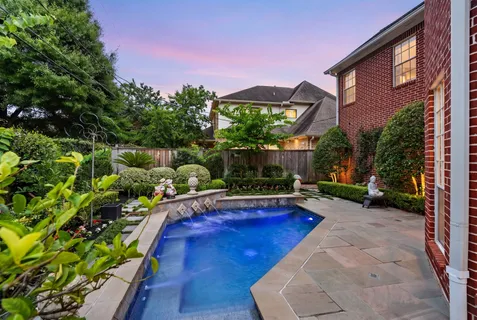 $1,399,000 | 4814 Welford Drive, Bellaire, TX 77401