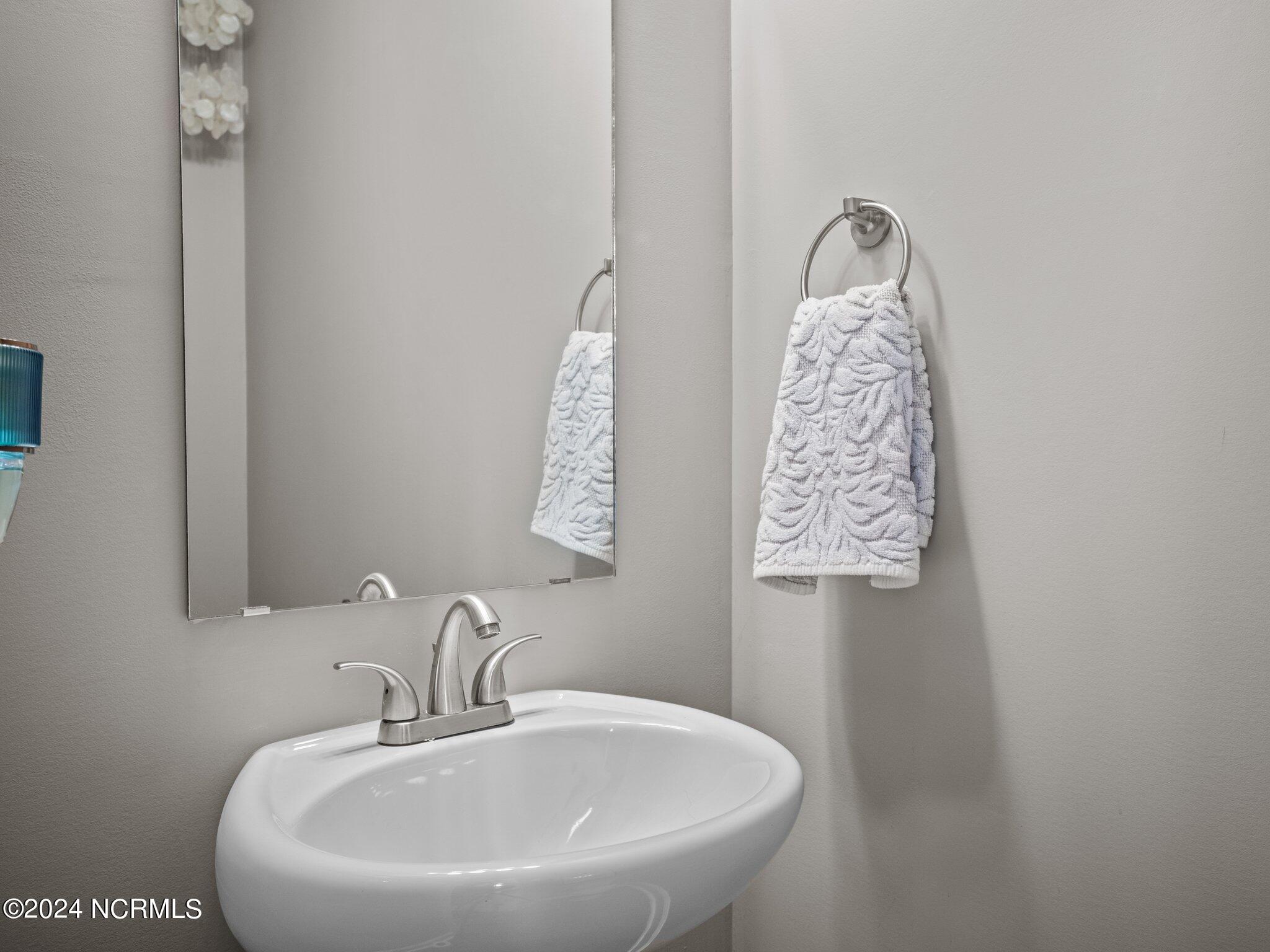 378 Frisco Way Holly Ridge, NC 28445 - Photo 22 of 49 Half Bathroom