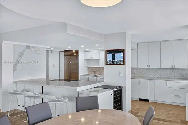 $2,495,000 | 3 Grove Isle Drive, Unit C1802, Coconut Grove, FL 33133