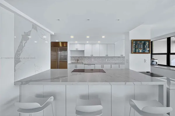 $2,495,000 | 3 Grove Isle Drive, Unit C1802, Coconut Grove, FL 33133