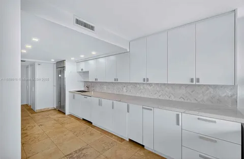 $2,599,000 | 3 Grove Isle Drive, Unit C1802, Coconut Grove, FL 33133