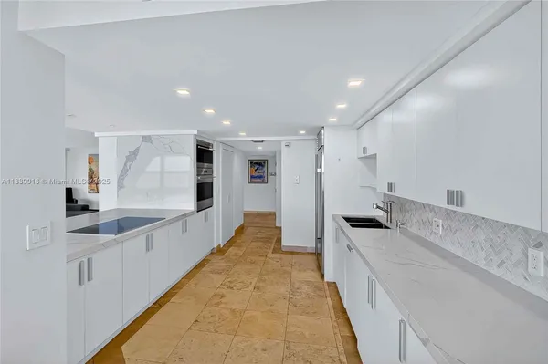 $2,495,000 | 3 Grove Isle Drive, Unit C1802, Coconut Grove, FL 33133