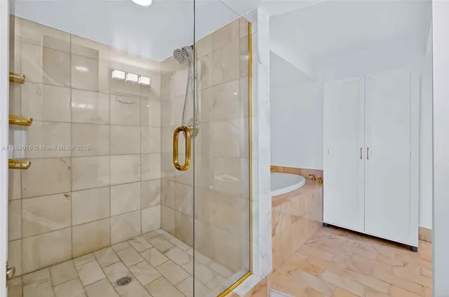 $2,599,000 | 3 Grove Isle Drive, Unit C1802, Coconut Grove, FL 33133