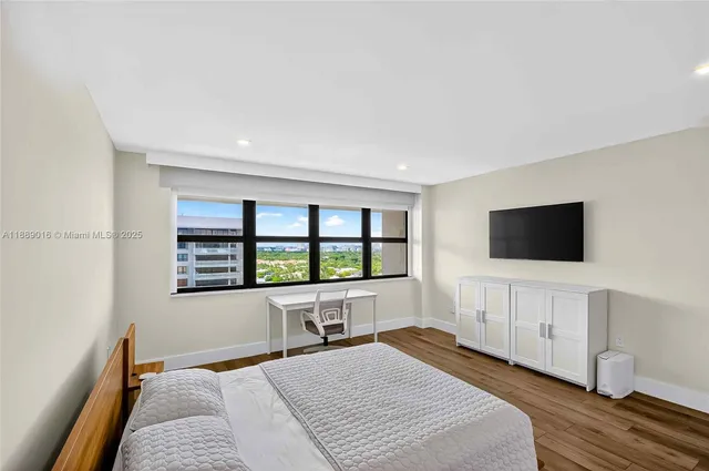 $2,599,000 | 3 Grove Isle Drive, Unit C1802, Coconut Grove, FL 33133