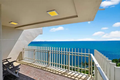 $2,599,000 | 3 Grove Isle Drive, Unit C1802, Coconut Grove, FL 33133
