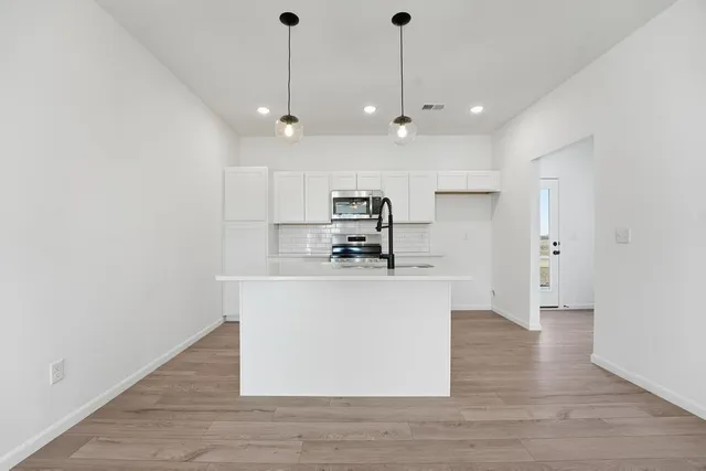 $274,239 | 27319 Acacia Drive, Lee's Summit, MO 64086