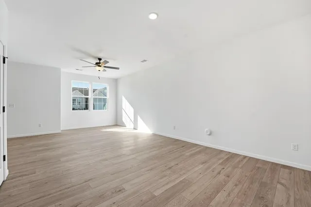 $274,239 | 27319 Acacia Drive, Lee's Summit, MO 64086