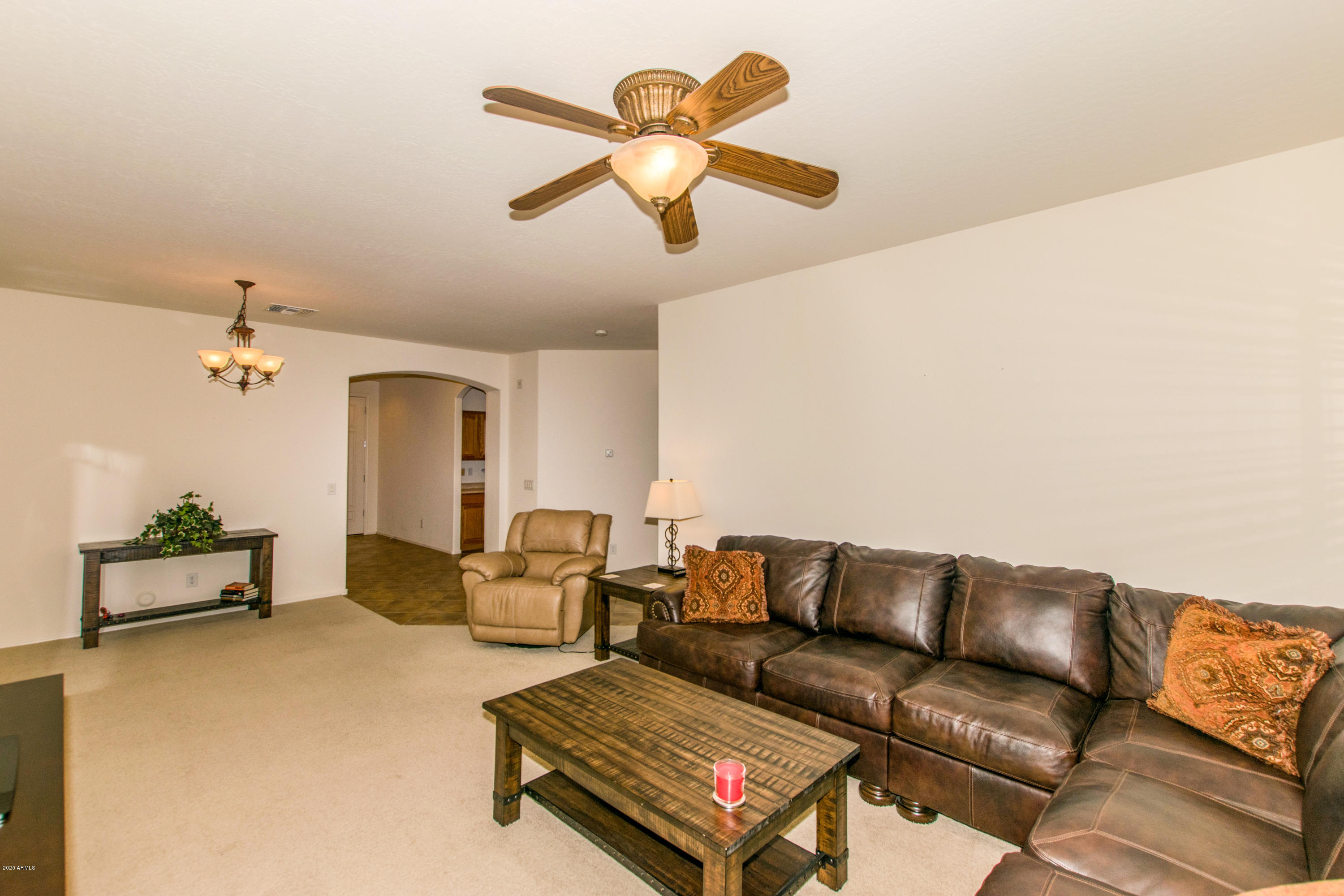43595 Roth Road Maricopa, AZ 85138 - Photo 4 of 31 04 Living Room