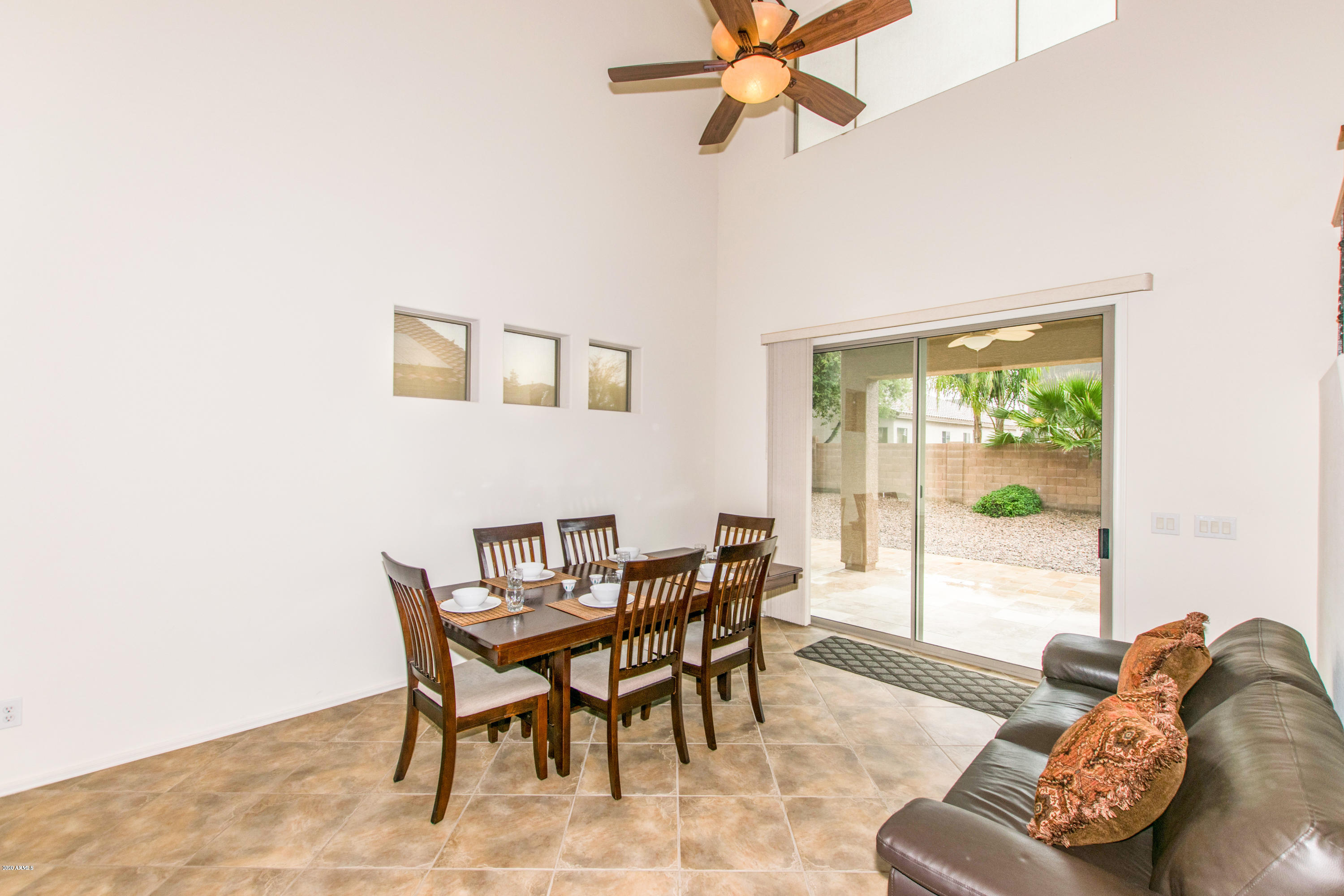 43595 Roth Road Maricopa, AZ 85138 - Photo 8 of 31 08 Dining Room