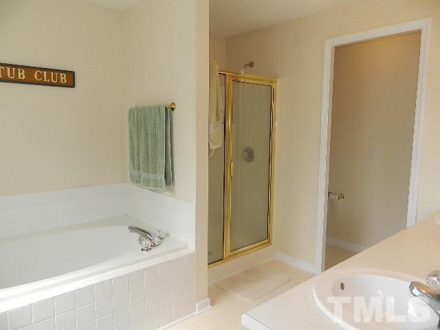 11 Line Drive Raleigh, NC 27603 - Photo 13 of 25 Gallery Image 13