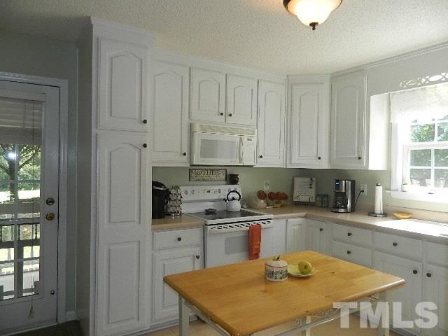 11 Line Drive Raleigh, NC 27603 - Photo 10 of 25 Gallery Image 10