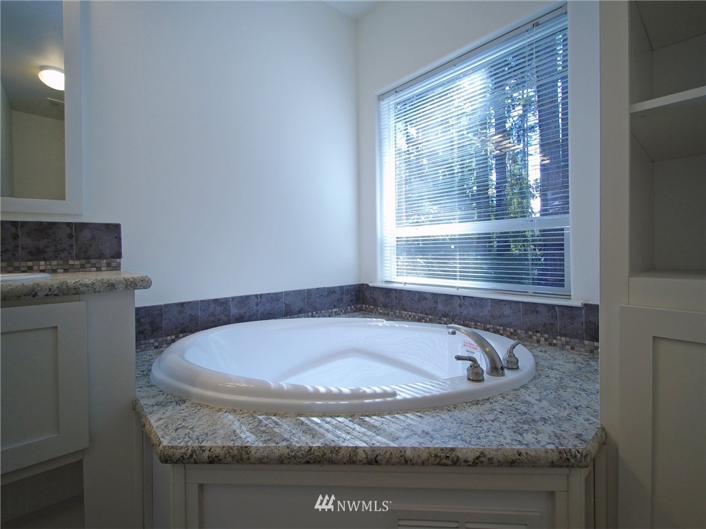 193 Madrona Way Sequim, WA 98382 - Photo 20 of 25 Gallery Image 20
