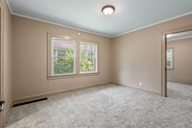 $139,000 | 5406 The Paseo, Kansas City, MO 64110