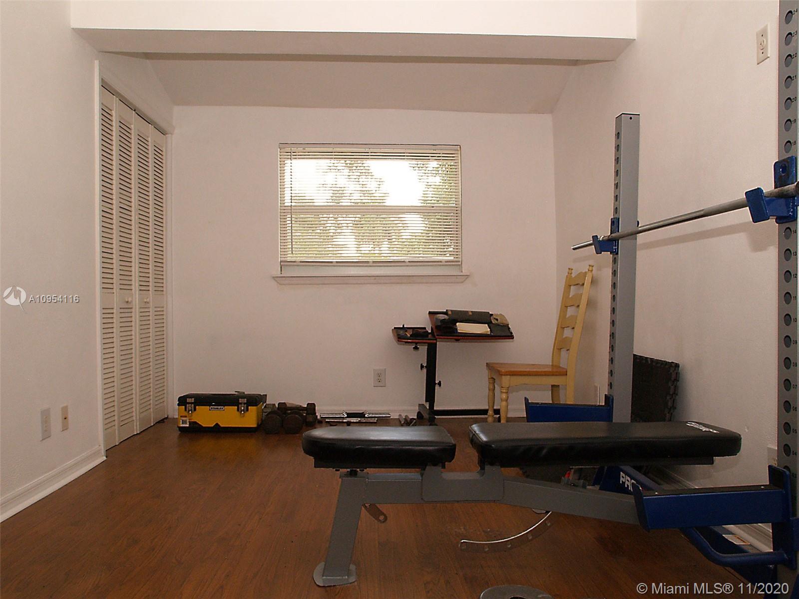 1201 North 30th Road Hollywood, FL 33021 - Photo 16 of 16 Gallery Image 16