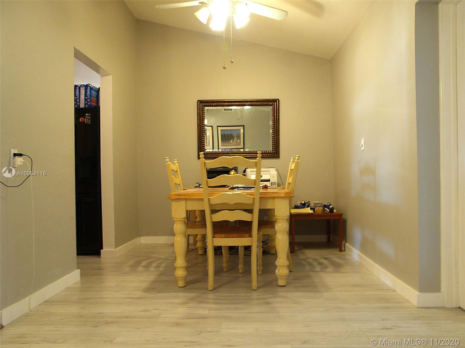 1201 North 30th Road Hollywood, FL 33021 - Photo 8 of 16 Gallery Image 8