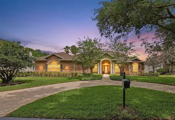 $1,000,000 | 16533 Hutchison Road, Odessa, FL 33556