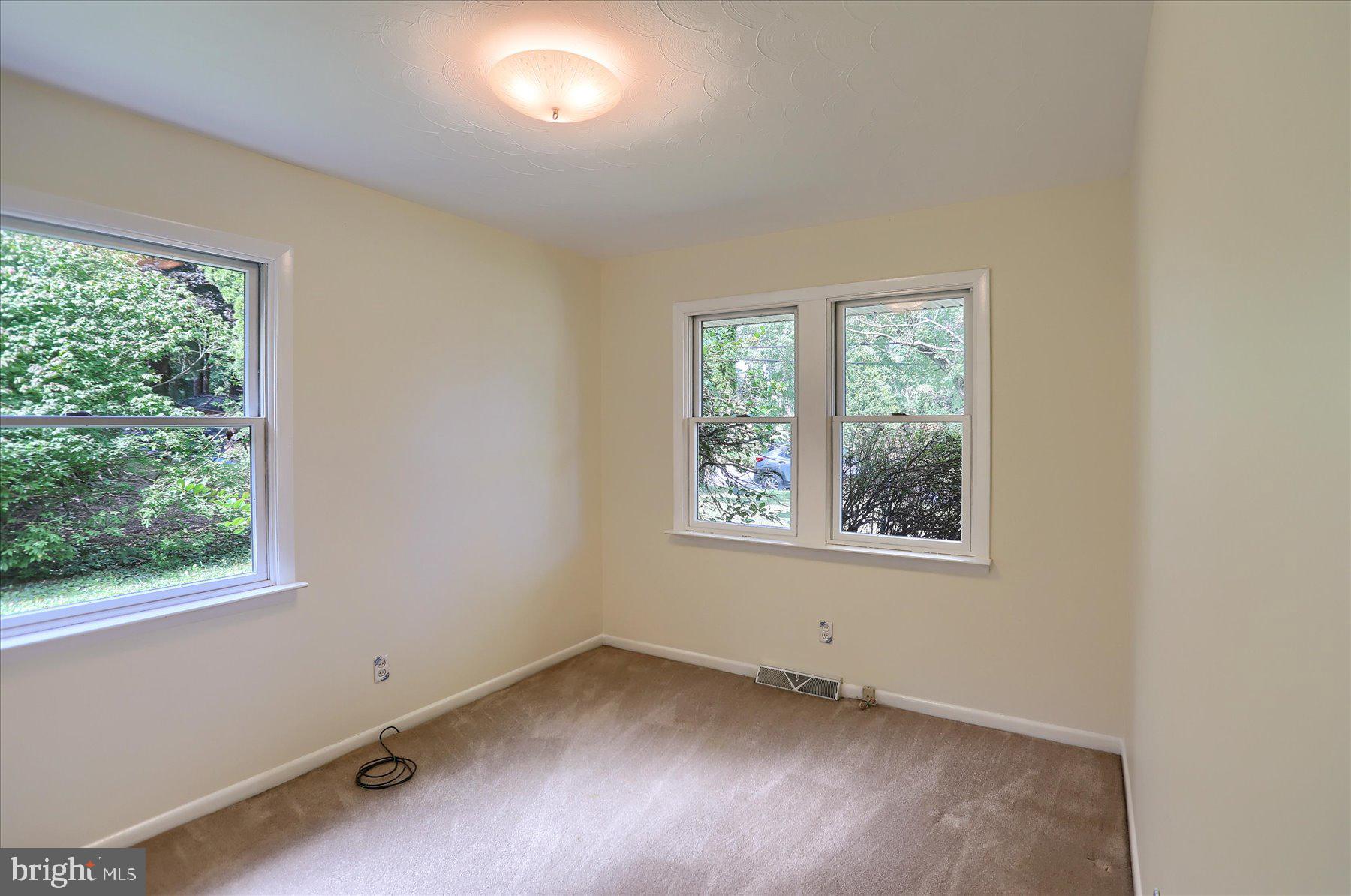 204 Orchard Road New Cumberland, PA 17070 - Photo 14 of 38 Gallery Image 14