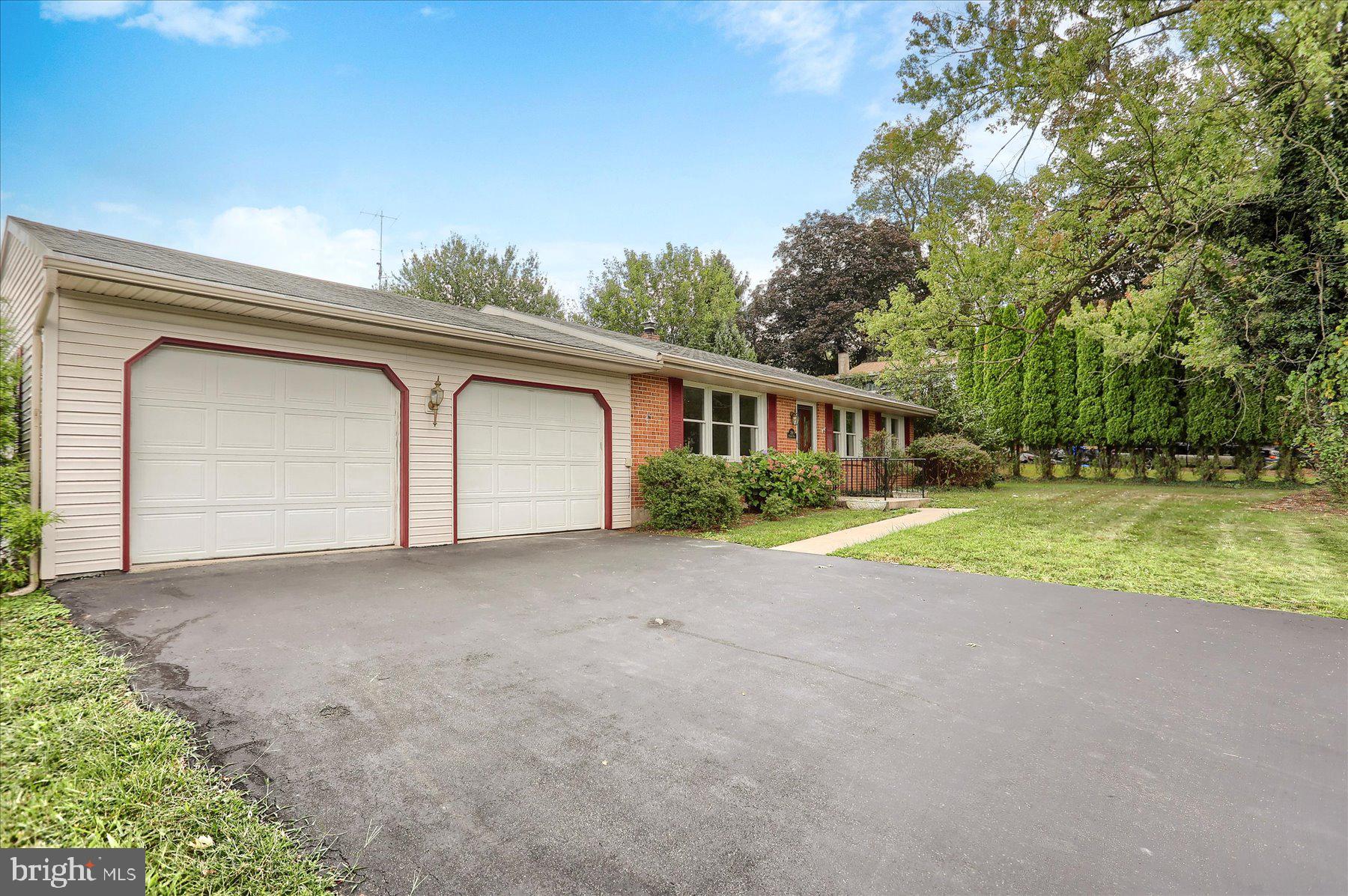 204 Orchard Road New Cumberland, PA 17070 - Photo 3 of 38 Gallery Image 3