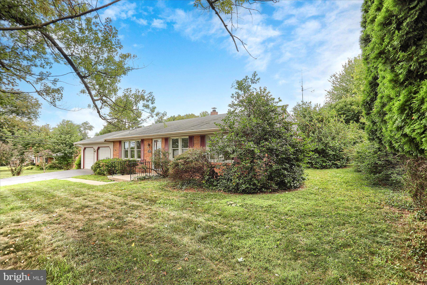204 Orchard Road New Cumberland, PA 17070 - Photo 4 of 38 Gallery Image 4