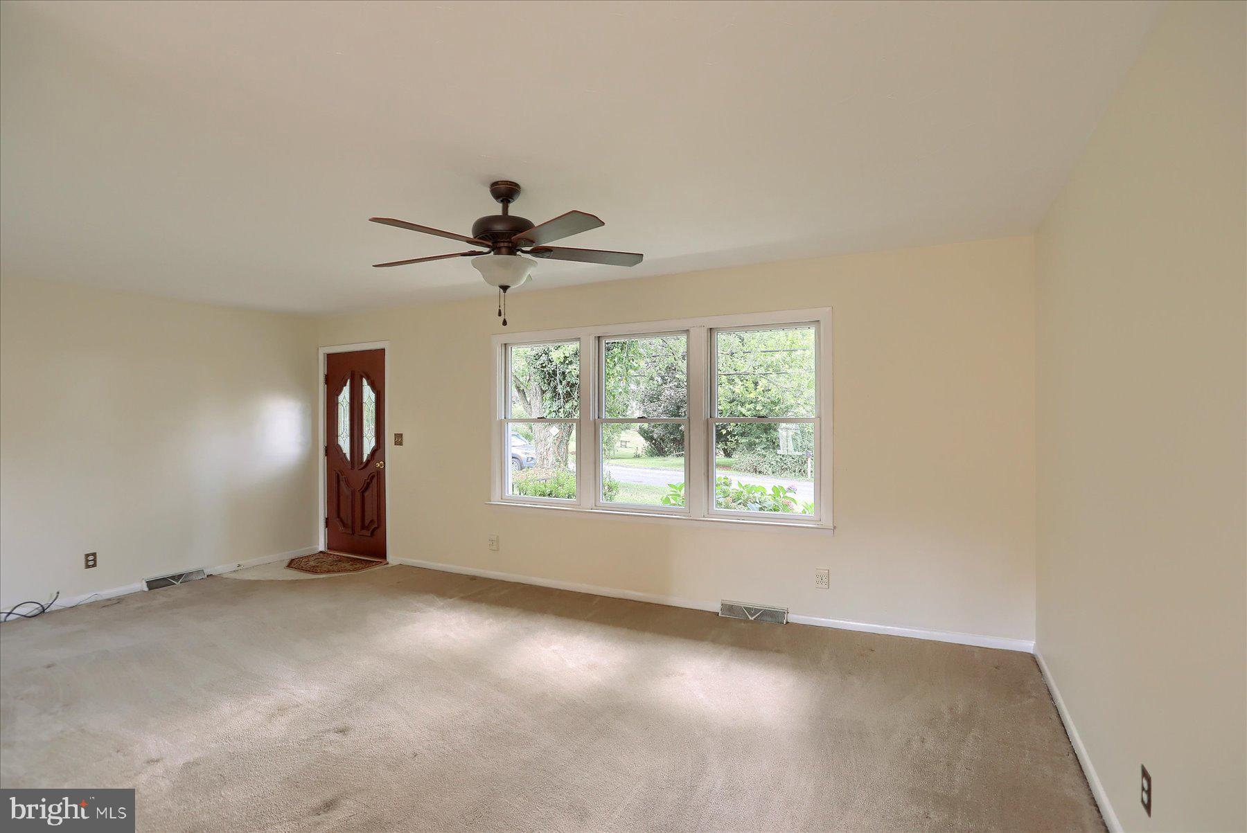 204 Orchard Road New Cumberland, PA 17070 - Photo 6 of 38 Gallery Image 6