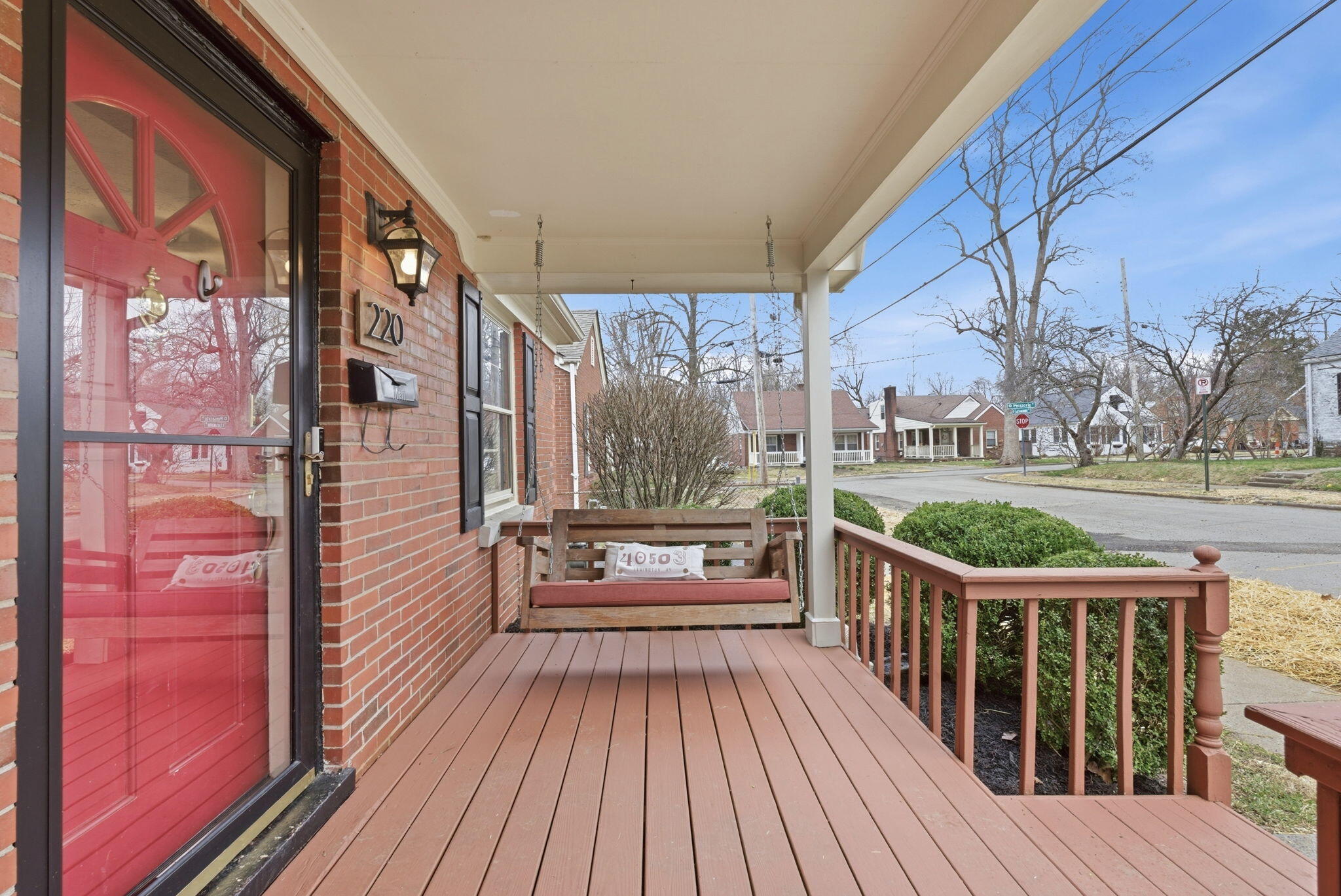 220 Lackawanna Road Lexington, KY 40503 - Photo 2 of 33 6-web-or-mls-DSC09806