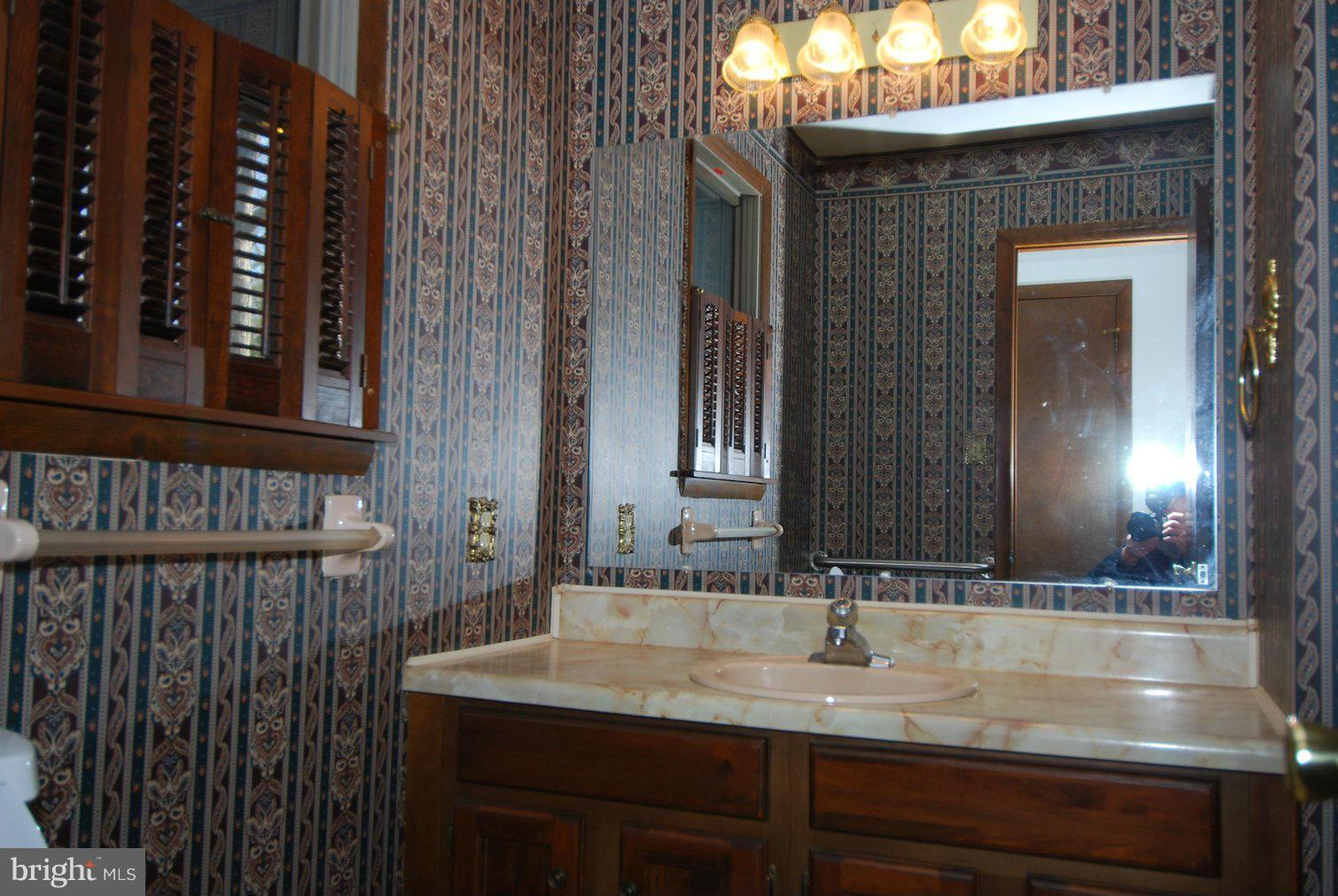 209 Shady Beach Road North East, MD 21901 - Photo 26 of 30 Bath