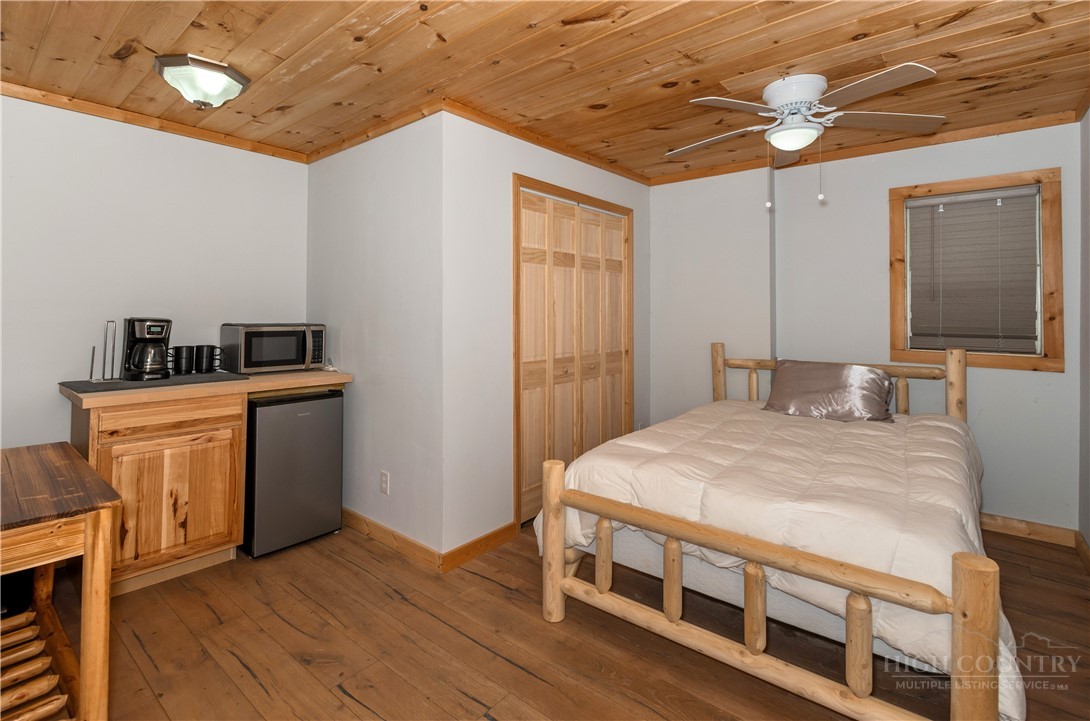 108 Windridge Road Beech Mountain, NC 28604 - Photo 29 of 49