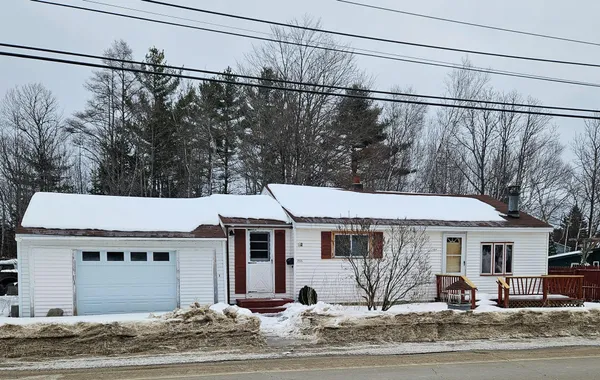 $125,000 | 255 Bates Street, Millinocket, ME 04462