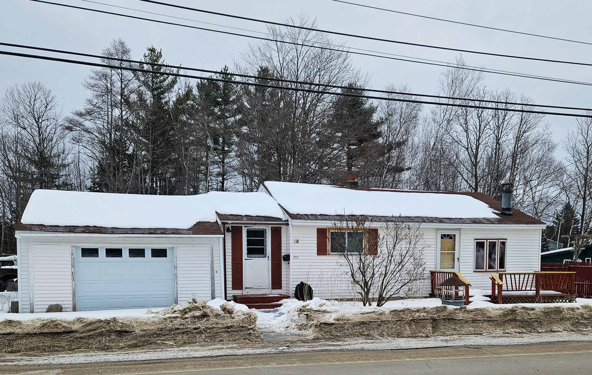 255 Bates Street Millinocket, ME 04462 - Photo 1 of 26 1