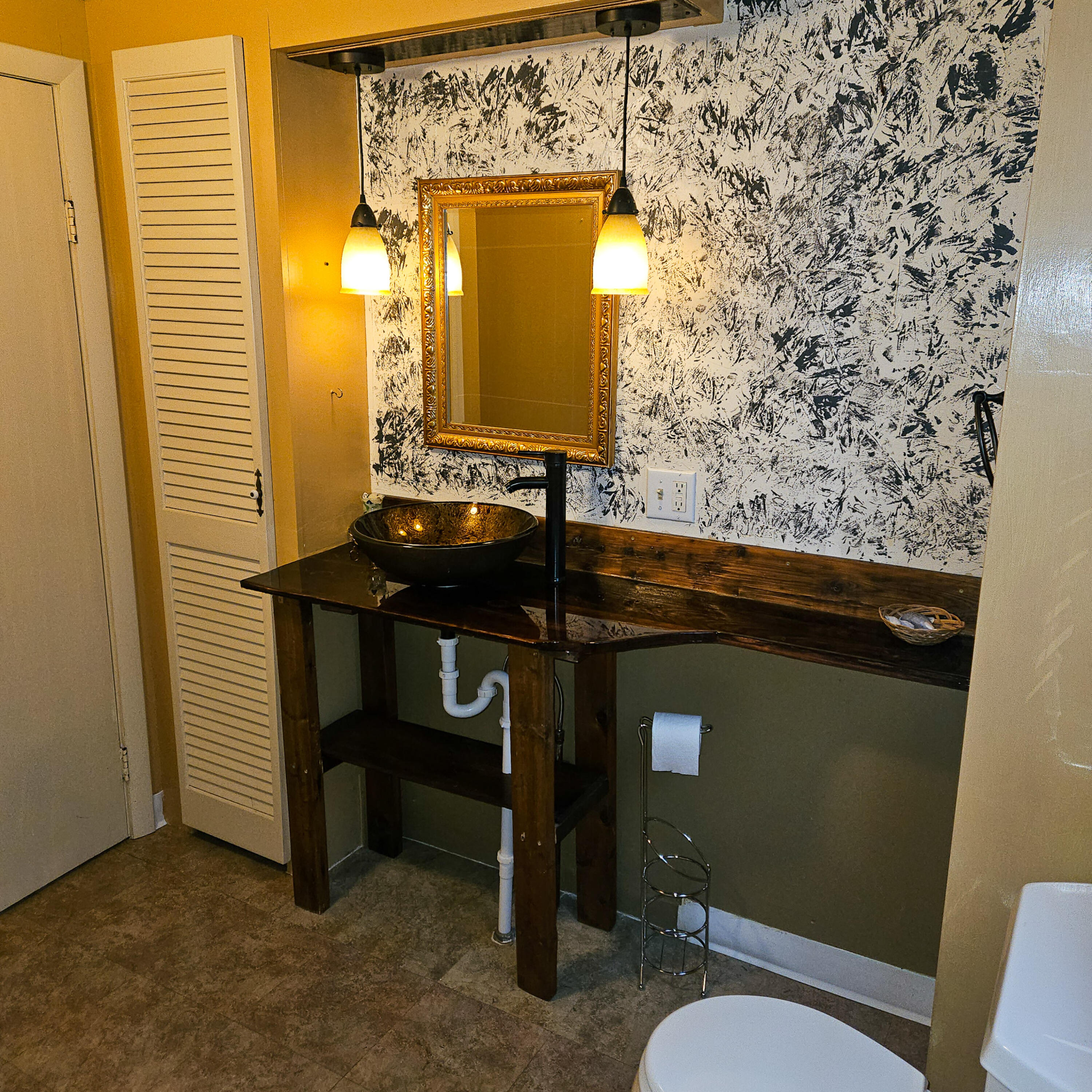 255 Bates Street Millinocket, ME 04462 - Photo 16 of 26 16