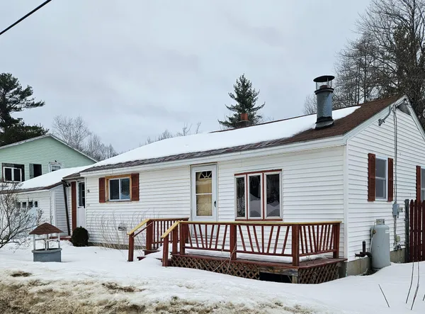$125,000 | 255 Bates Street, Millinocket, ME 04462