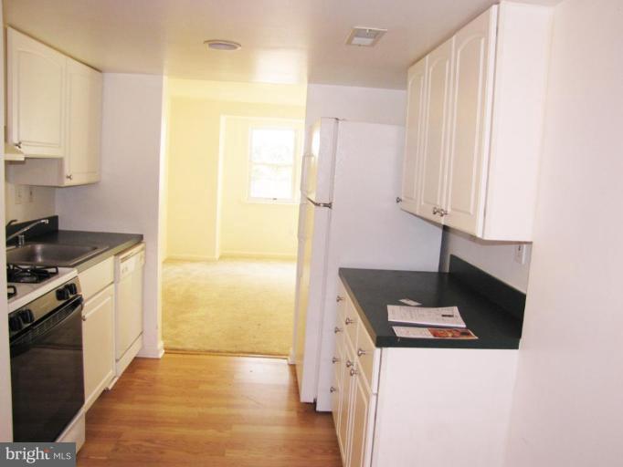 9435 Merryrest Road Columbia, MD 21045 - Photo 3 of 8 Kitchen